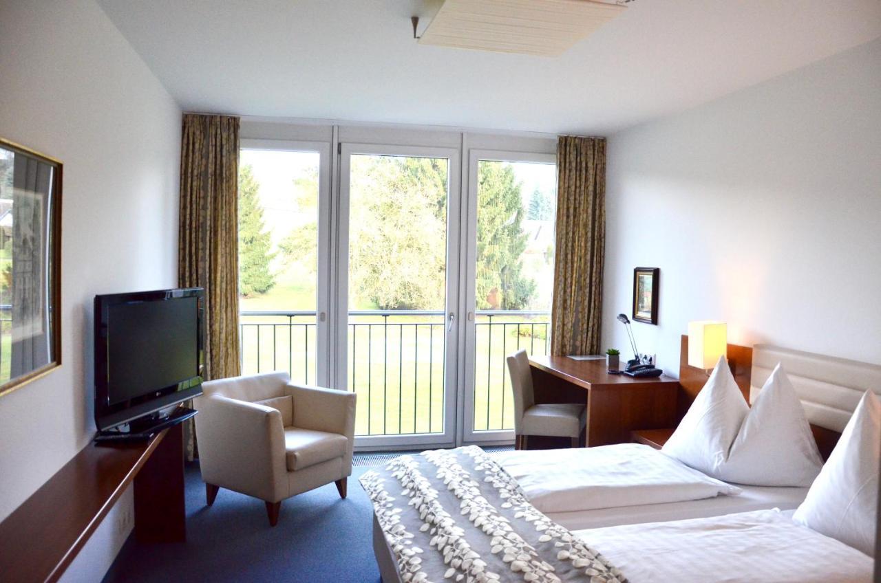Hotel Alhartinger Hof レオンディンク エクステリア 写真