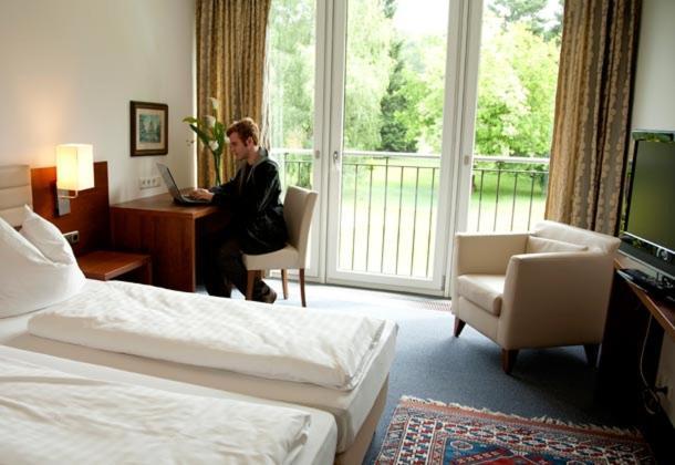 Hotel Alhartinger Hof レオンディンク エクステリア 写真